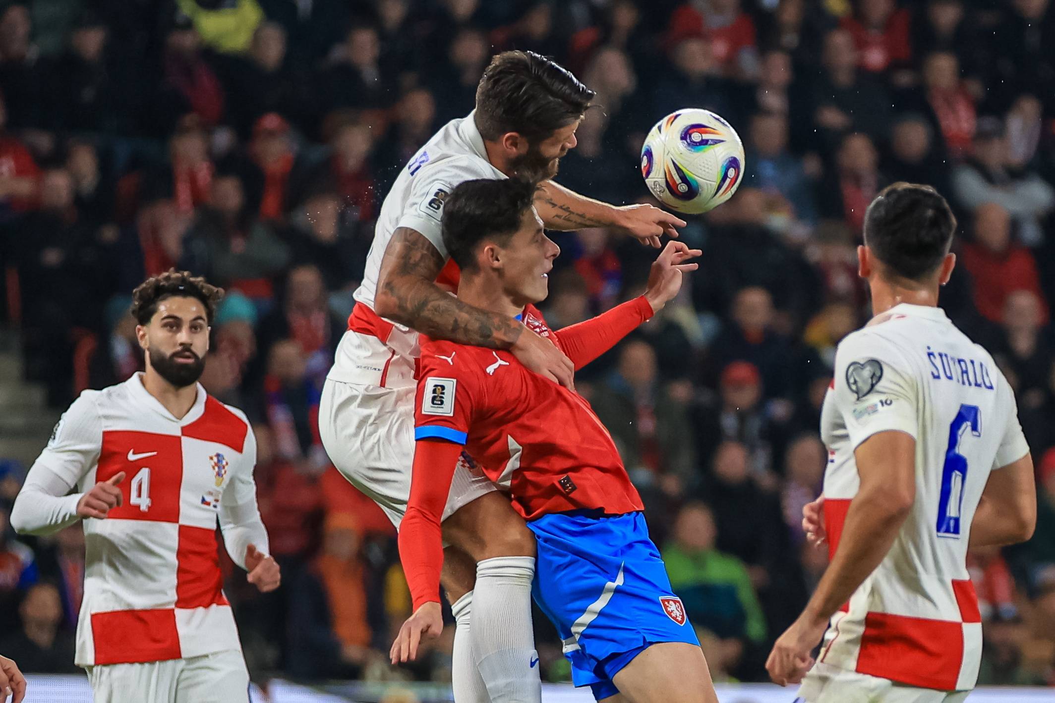 捷克队在欧预赛比赛中赢得成功，士气高昂的简单介绍