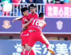 包含外援表现抢眼，带领球队取得胜利的词条